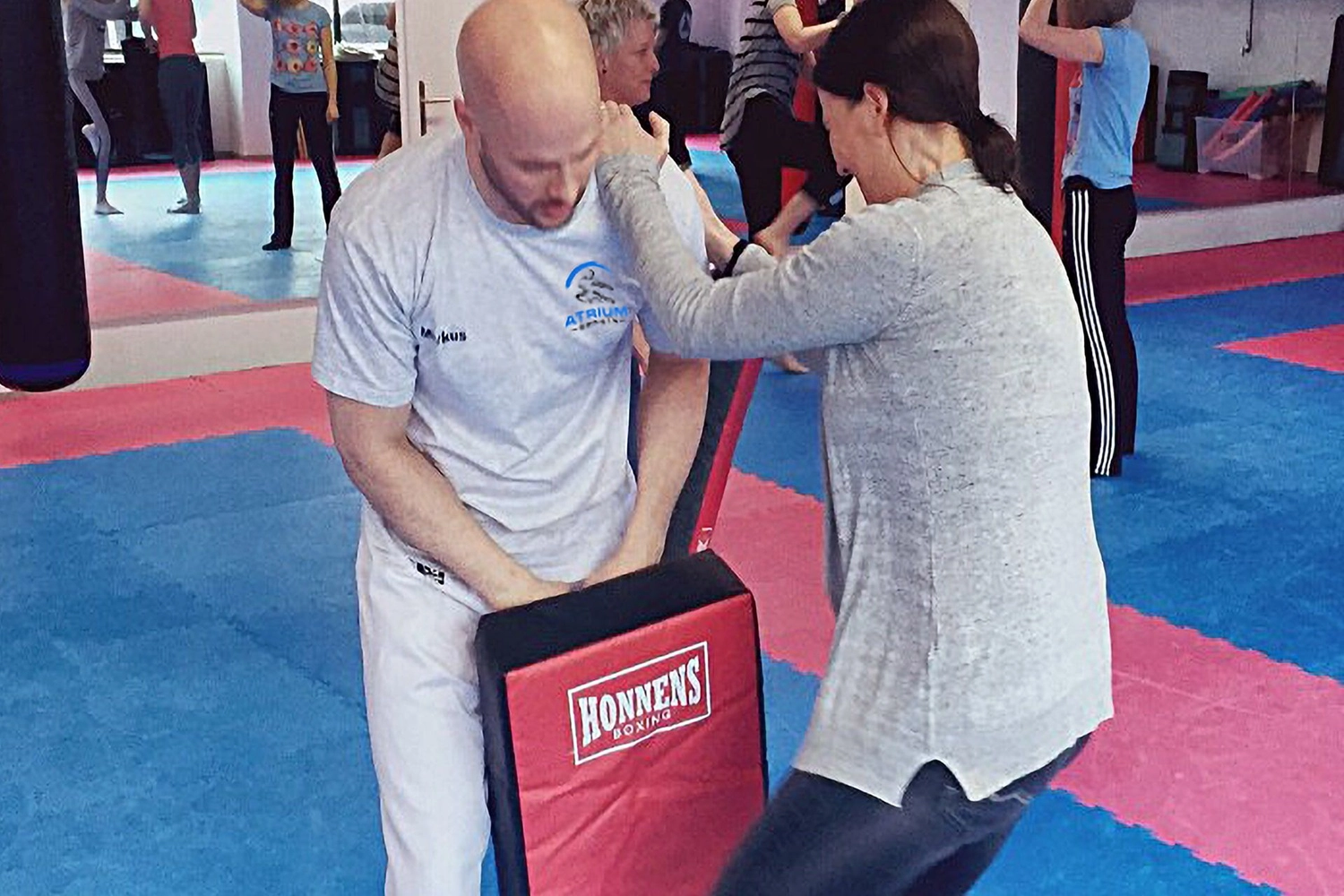 Atrium Sports e.V. - Kampfsport und Fitness - Selbstverteidigung